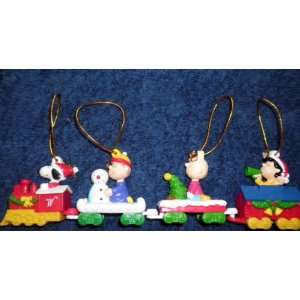  Rare Peanuts Set of 4 Train Ornaments   Snoopy, Charlie 
