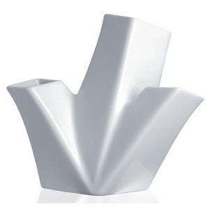    trinava flower vase by hani rashid for alessi