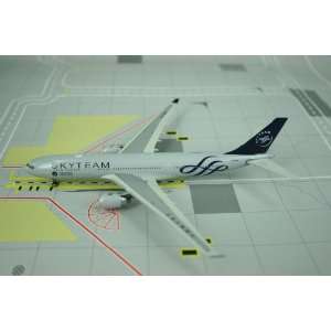  Phoenix China Southern A330 200 Model Airplane Everything 
