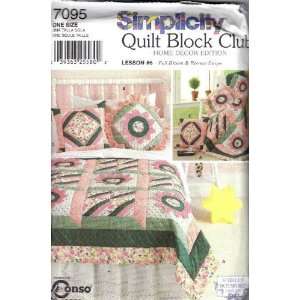  Simplicity Sewing Pattern 7095 Flower Quilt   Full Bloom 