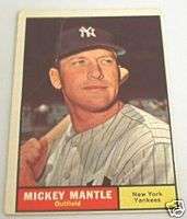 1961TOPPS MICKEY MANTLE #300 NEW YORK YANKEES W/CREASE  