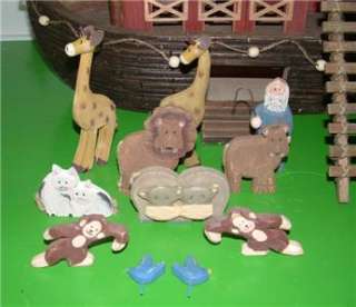   Art Wooden Noahs Ark Boat Ship with Animals Collectible Toy  