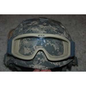   KEVLAR COMBAT MICH HELMET WITH GOGGLES   SIZE XLARGE 
