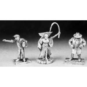    Call of Cthulhu Miniatures Crazed Clergy (3) Toys & Games