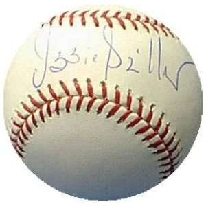  Ozzie Guillen Autographed Ball