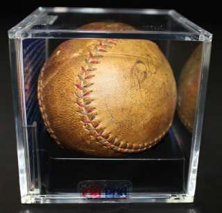 Lou Gehrig Single Signed Auto Baseball PSA/DNA Good+ 2.5  