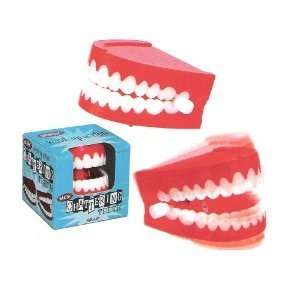  Deluxe Chattering Teeth Toys & Games