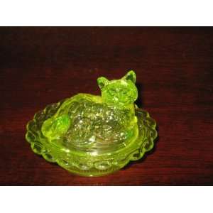   Glass Miniature Cat on Basket Hand Made in Ohio 