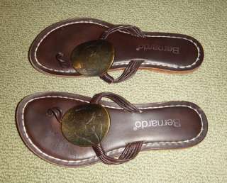 Bernardo sandals flip flops shoes leather metal disc boho 8  
