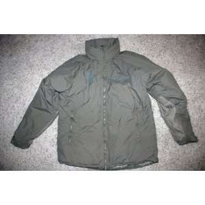  US MILITARY ISSUE   GEN III L7 EXTREME COLD WEATHER PARKA 