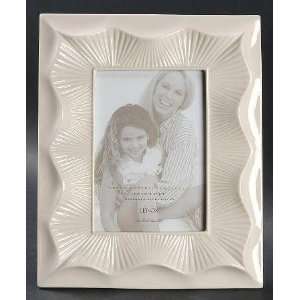  China Portrait Gallery All Occasion Frame Holds 5 X 7, Fine China 