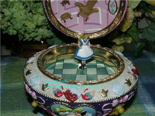 Alice in Wonderland Musical Music trinket box by Disney  