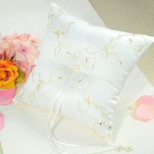  Sparkling Entwined Ring Pillow