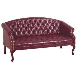  Queen Ann Traditional Sofa
