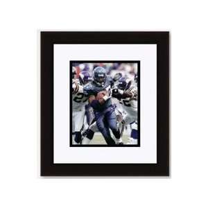  Shaun Alexander Autographed Seattle Seahawks 8 x 10 