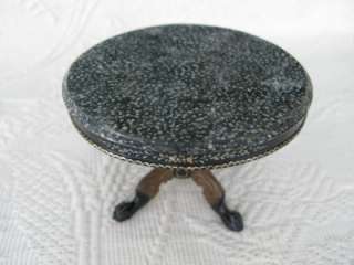 Offered here is a new hand crafted foe marble circle top table in 1/12 