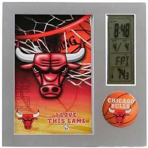 Chicago Bulls Team Desk Clock & Thermometer  Sports 