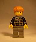 Lego   Harry Potter Ron Weasley Minifigure w/ Plaid Sweater   4727