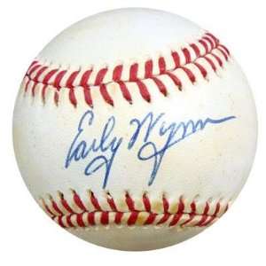  Early Wynn Signed Baseball   AL PSA DNA #P30021 