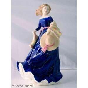  c1997 99 Royal Doulton figurine Moonlight Stroll HN3954 