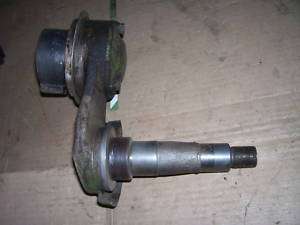JOHN DEERE A 60 ROLL O MATIC SPINDLE KNUCKLE A3472R  