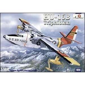   144 HU16B Triphibian USAF Transport Hydroplane (Plasti Toys & Games