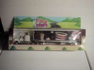 MIB Vintage 1995 Dunkin Donuts Tractor & Trailer Set NICE  