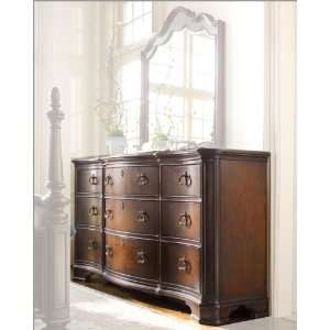  Universal Furniture Dresser Contessa UF901040