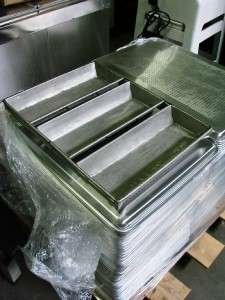 20 LARGE 3 STAP BREAD LOAF PANS 15 1/4 X 6 X 2 1/4  