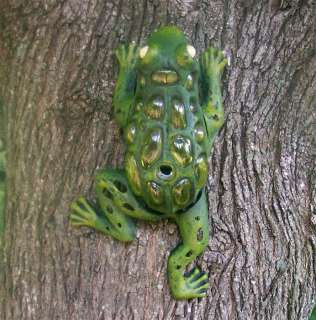   glo critter garden lantern with molded glass inserts the tree frog