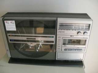   Turntable Cassette AM/FM Boombox Ghetto Blaster Old School 80s  