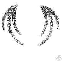 25 CT White Gold Diamond Earrings 18 KT  