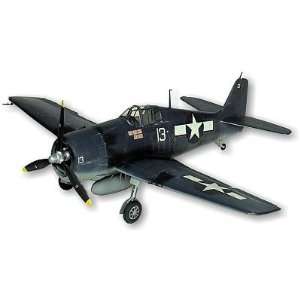    Guillow Wingspan Grumman F6F3 Hellcat Balsa Wood Kit Toys & Games