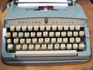 Mechanische Schreibmaschine Brother de Luxe in Nordrhein Westfalen 