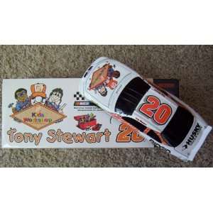 2000 NASCAR Action Racing Collectables . . . Tony Stewart #20 The Home 