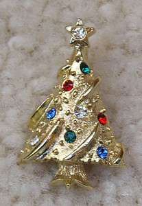 Vintage Goldtone Christmas Tree Lapel Pin Rhinestone Ornaments & Star 