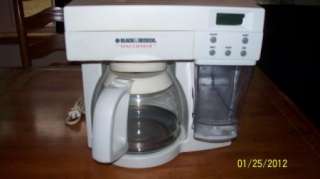 BLACK AND DECKER PROGRAMMABLE SPACE SAVER COFFEE MAKER NICE  