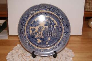 ESTATEVINTAGE.BLUE WILLOW CHINA.9 PLATE  