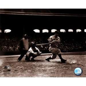 Lou Gehrig  batting , 10x8