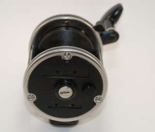 NEWELL G338 P REEL FOR PARTS ONLY LOTS OF GOOD PARTS  