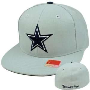NFL Mitchell Ness Throwback Logo Hat Cap Fitted Dallas Cowboys Big D 