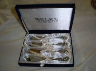 Wallace Silverplate Silversmiths Gift Boxed Spreaders  