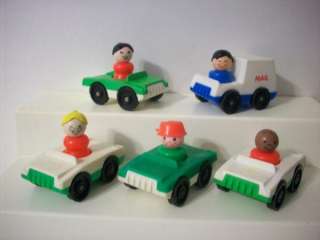 Fisher Price Little People Lot 1970s Cars, Mail Truck, 5 people 